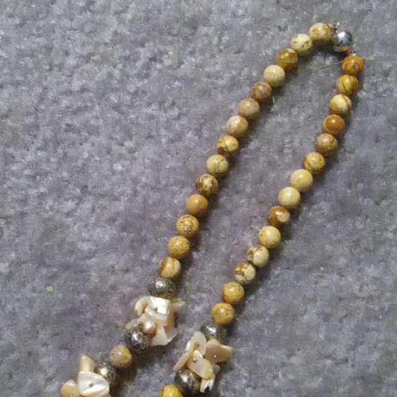 Genuine Picture Jasper Beaded W/ Mother of Pearl Bone Horse Necklace - Picture 4 of 7